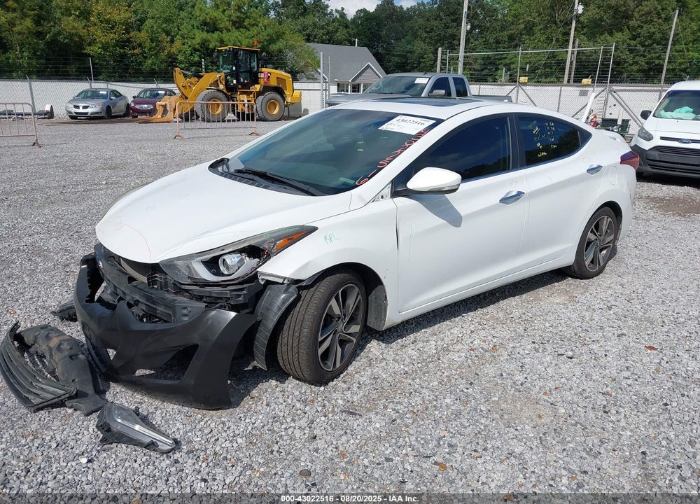 2015 HYUNDAI ELANTRA VIN: 5NPDH4AE7FH607777
