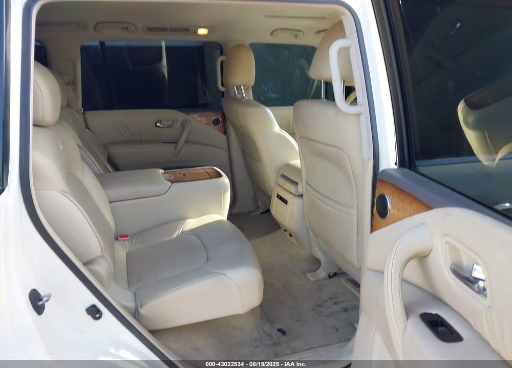 2011 INFINITI QX56 VIN: JN8AZ2NFXB9502083