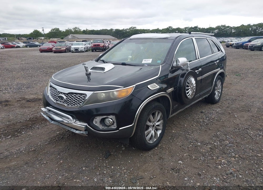 2011 KIA SORENTO EX VIN: 5XYKUCA17BG024590