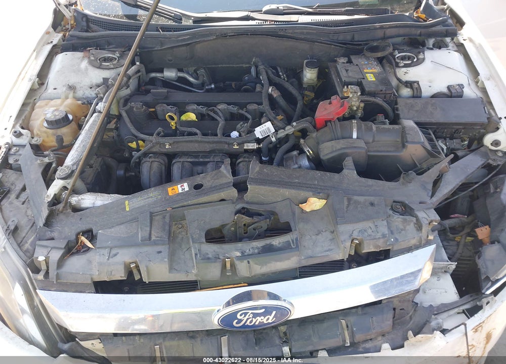 2011 FORD FUSION VIN: 3FAHP0HA0BR323811