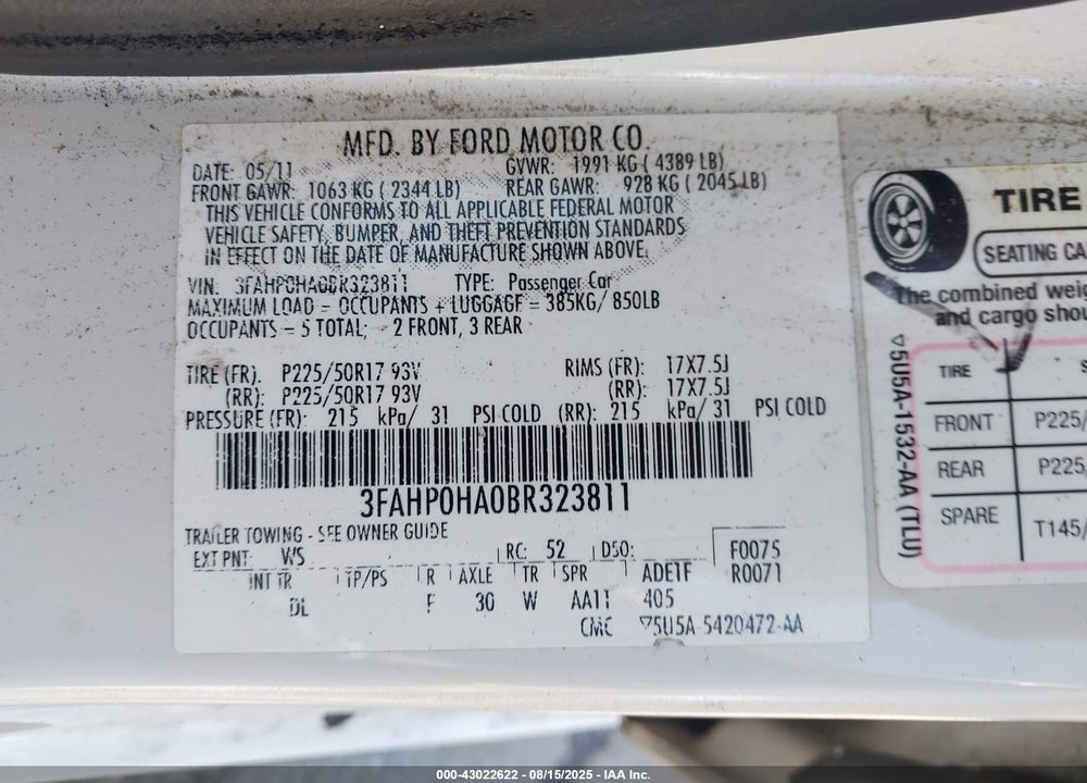 2011 FORD FUSION VIN: 3FAHP0HA0BR323811