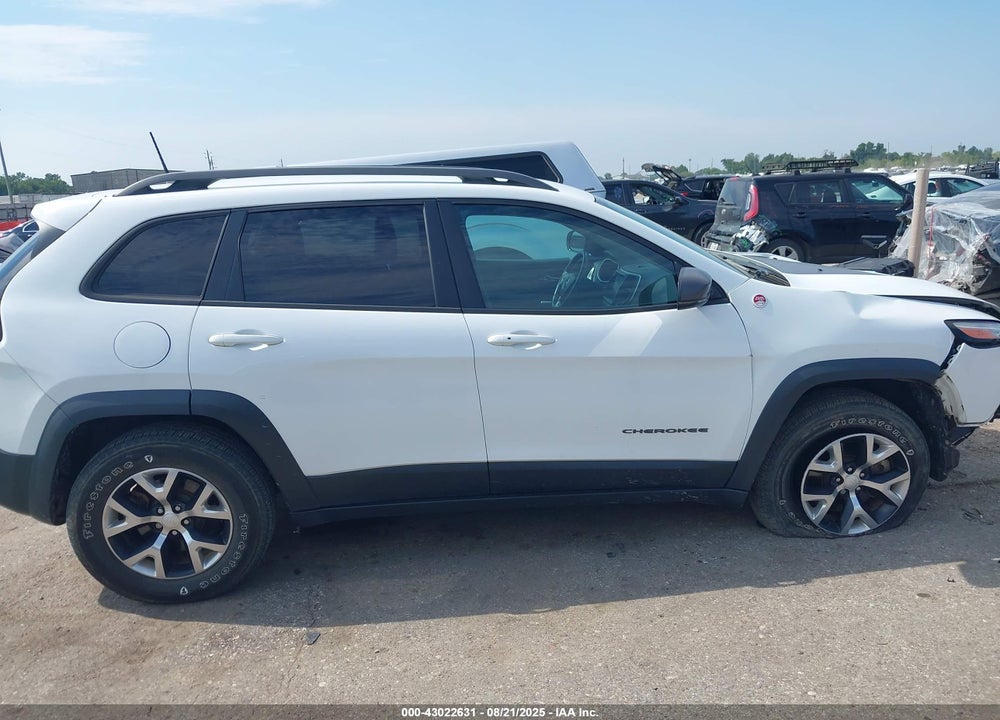 2018 JEEP CHEROKEE TRAILHAWK 4X4 VIN: 1C4PJMBX1JD599241