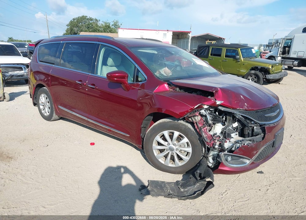 2018 CHRYSLER PACIFICA TOURING L PLUS VIN: 2C4RC1EG5JR139509