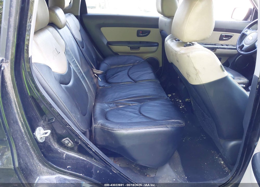 2011 KIA SOUL VIN: KNDJT2A26B7270044
