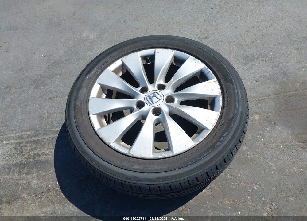 2014 HONDA ACCORD VIN: 1HGCR3F81EA017684
