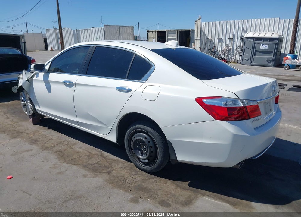 2014 HONDA ACCORD VIN: 1HGCR3F81EA017684
