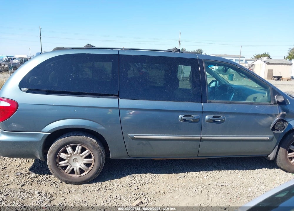 2005 CHRYSLER TOWN & COUNTRY TOURING VIN: 2C4GP54L35R157868