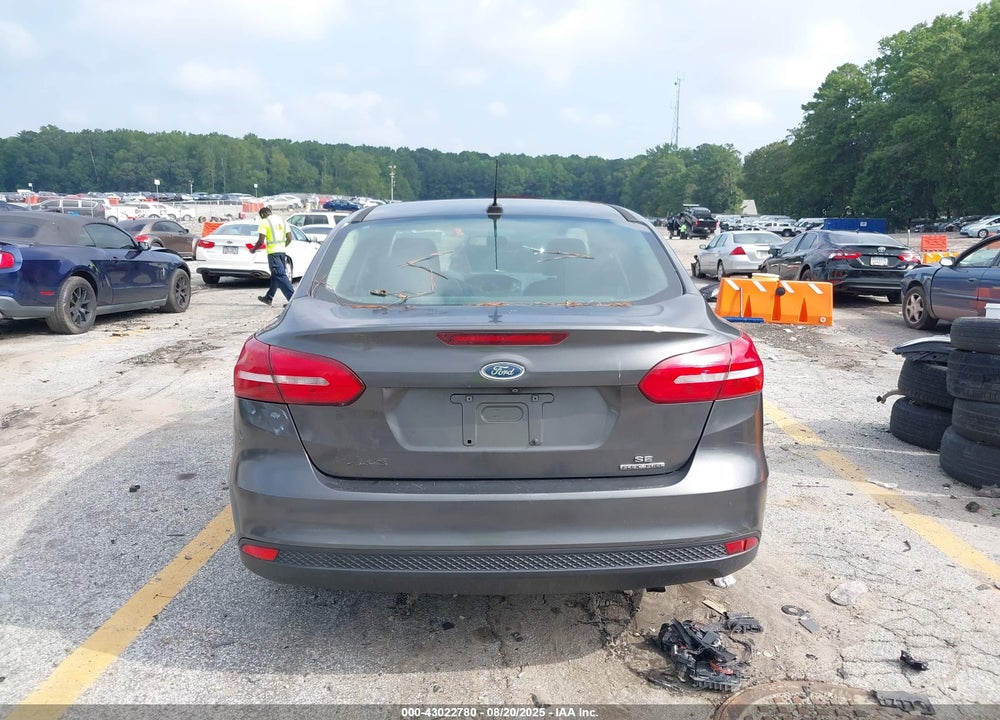 2015 FORD FOCUS SE VIN: 1FADP3F2XFL317613
