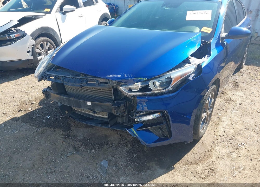 2021 KIA FORTE VIN: 3KPF24ADXME338421