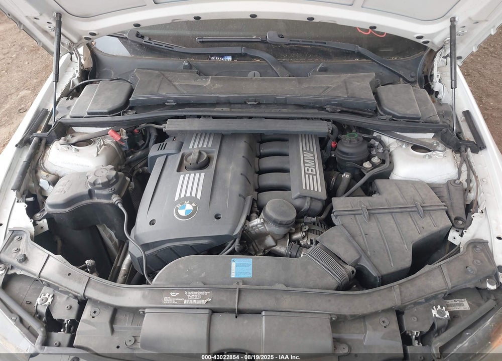 2007 BMW 328I VIN: WBAVA33557KX80455