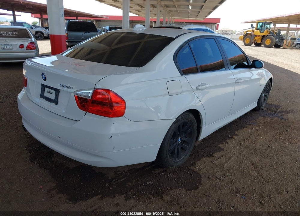 2007 BMW 328I VIN: WBAVA33557KX80455