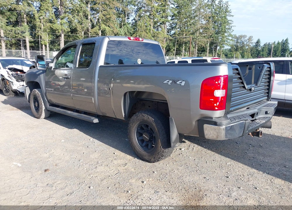 2007 CHEVROLET SILVERADO 2500HD LT1 VIN: 1GCHK29607E556113