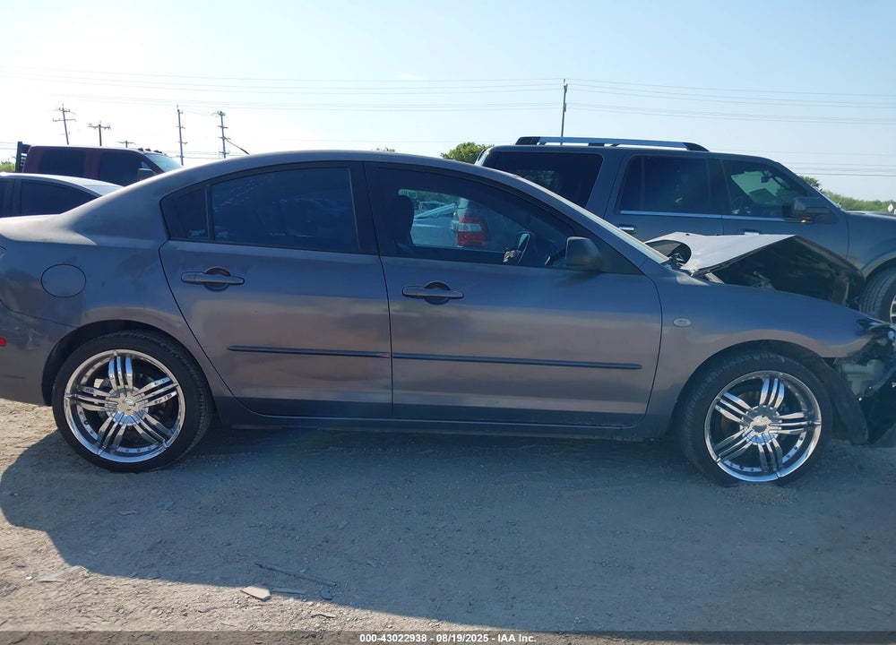 2008 MAZDA 3 I VIN: JM1BK12F181880397