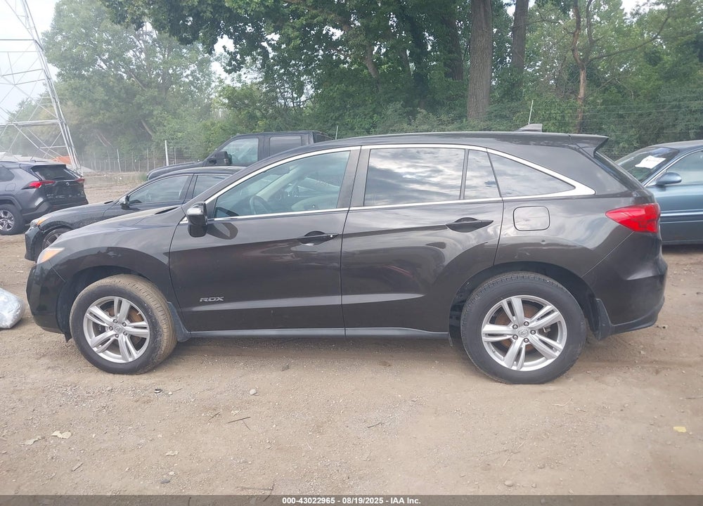 2014 ACURA RDX VIN: 5J8TB3H52EL005023