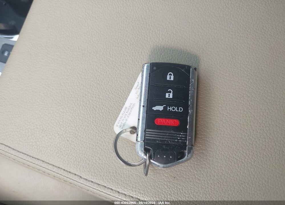 2014 ACURA RDX VIN: 5J8TB3H52EL005023