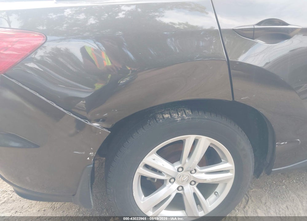 2014 ACURA RDX VIN: 5J8TB3H52EL005023