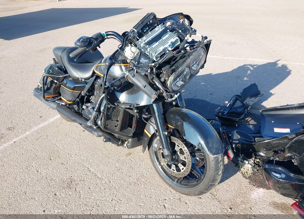 2022 HARLEY-DAVIDSON FLTRK VIN: 1HD1KZF1XNB660155