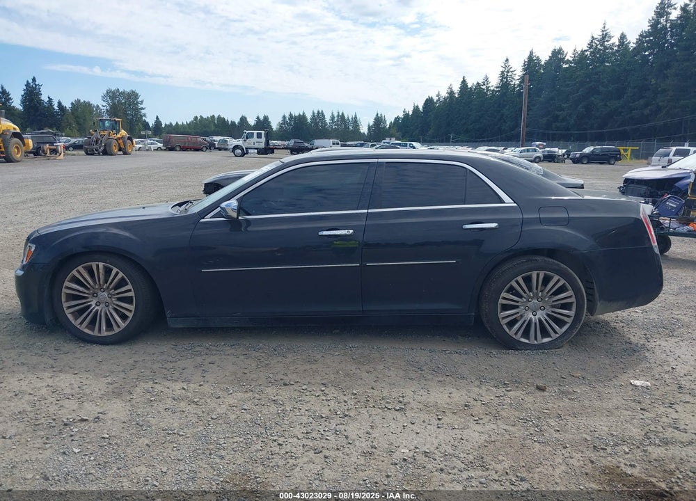 2013 CHRYSLER 300 VIN: 2C3CCAET1DH600545