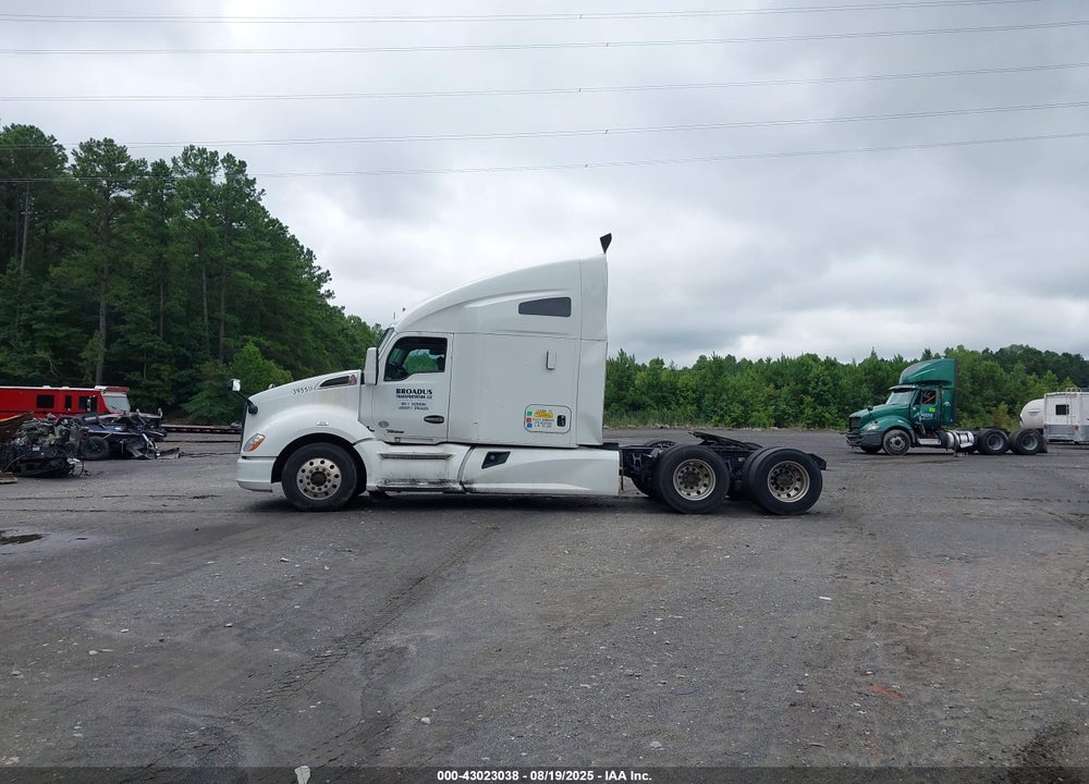 2019 KENWORTH T680 VIN: 1XKYD49X5KJ247238