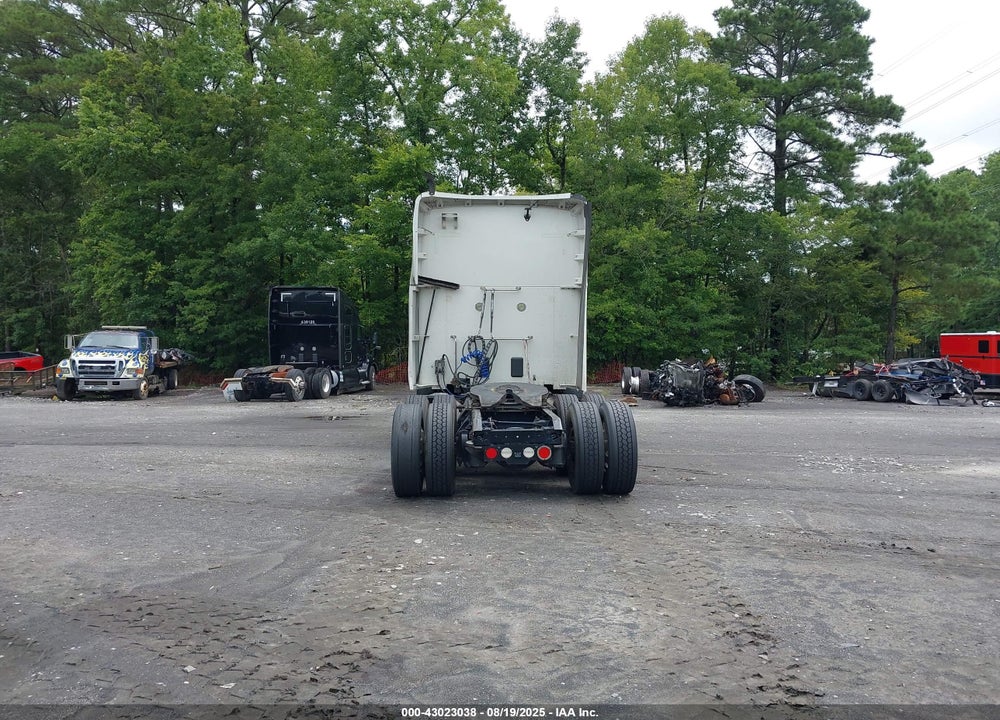 2019 KENWORTH T680 VIN: 1XKYD49X5KJ247238