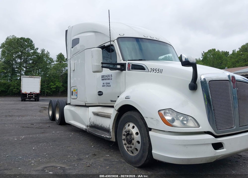 2019 KENWORTH T680 VIN: 1XKYD49X5KJ247238