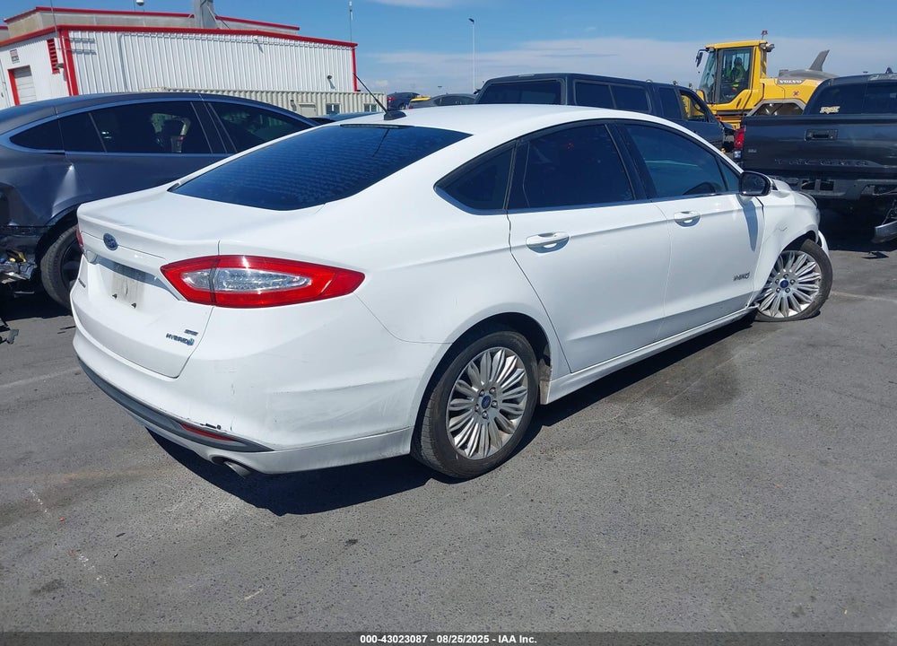 2014 FORD FUSION VIN: 3FA6P0LU2ER275869