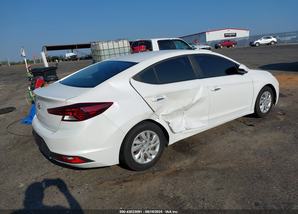 2019 HYUNDAI ELANTRA VIN: 5NPD74LF8KH425489