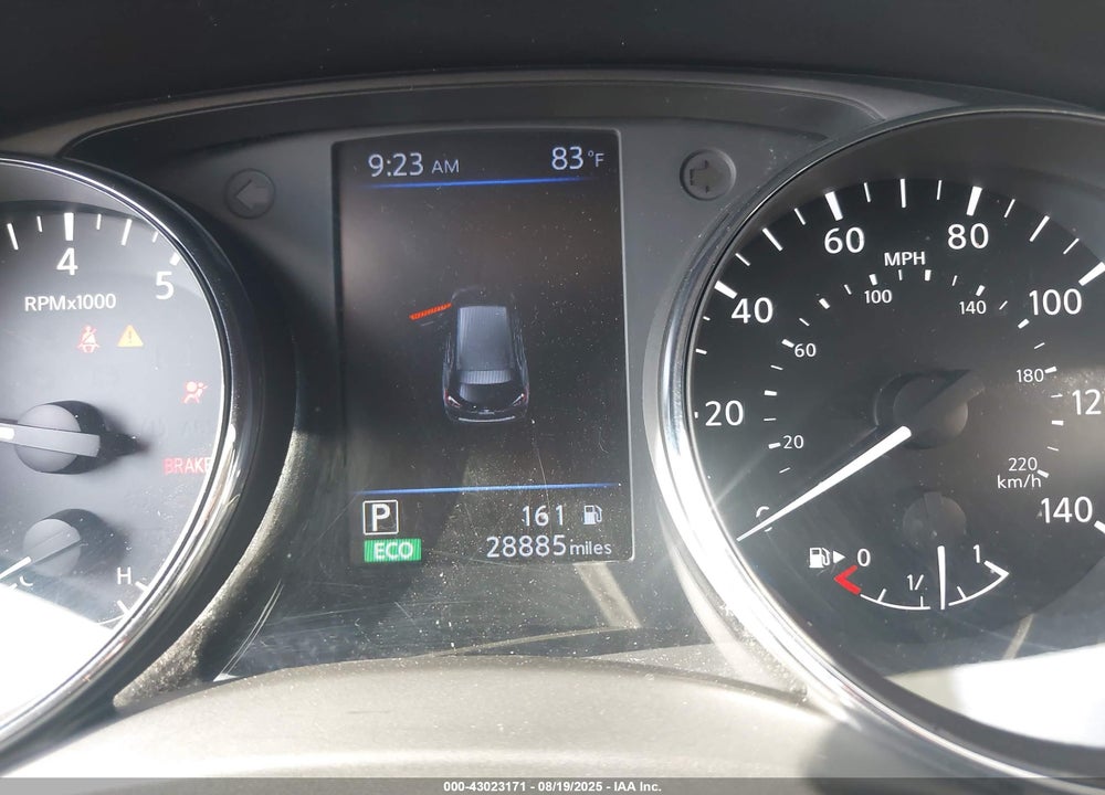 2018 NISSAN ROGUE VIN: 5N1AT2MV3JC761064