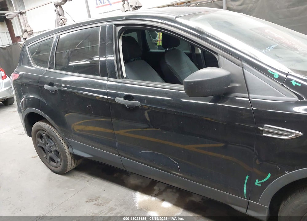 2017 FORD ESCAPE VIN: 1FMCU0F70HUA61841