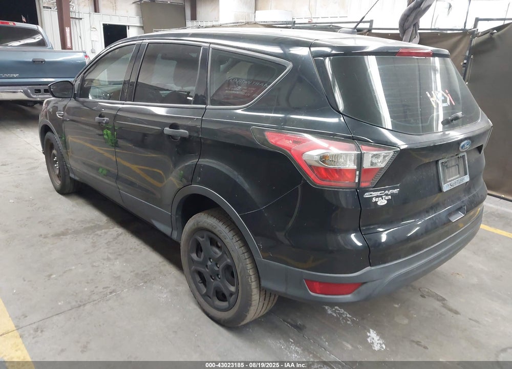 2017 FORD ESCAPE VIN: 1FMCU0F70HUA61841