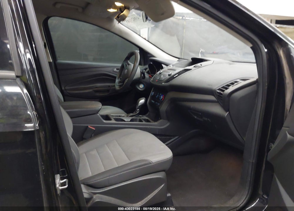 2017 FORD ESCAPE VIN: 1FMCU0F70HUA61841