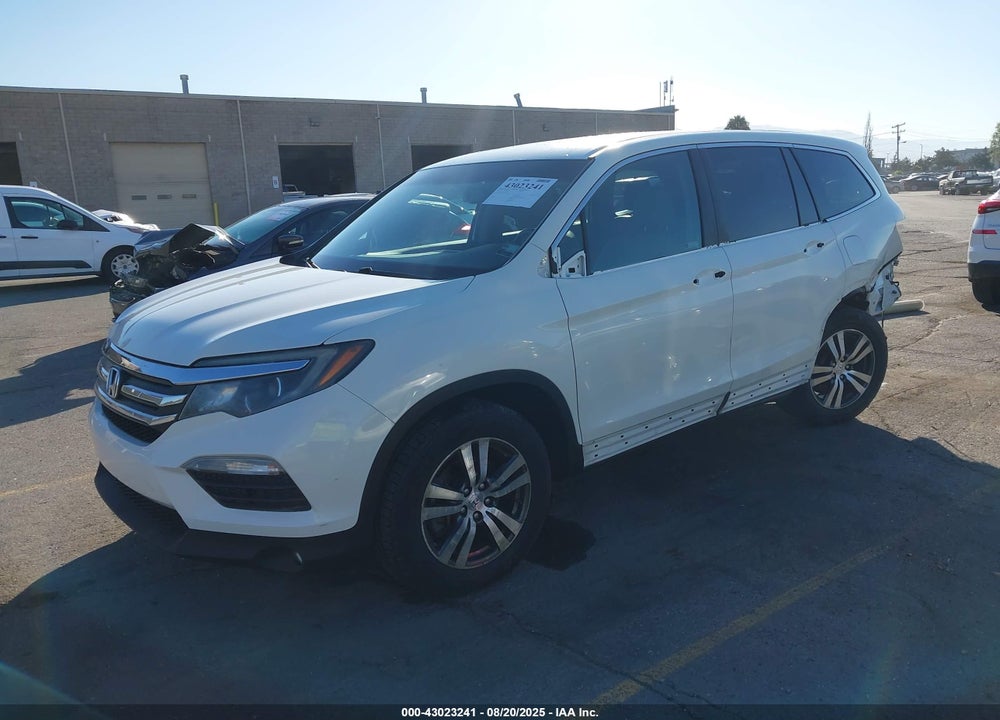 2018 HONDA PILOT VIN: 5FNYF5H55JB026286