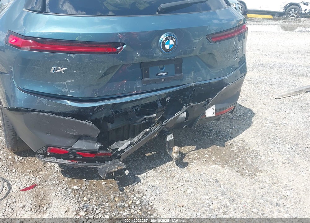2024 BMW IX VIN: WB523CF03RCN06132