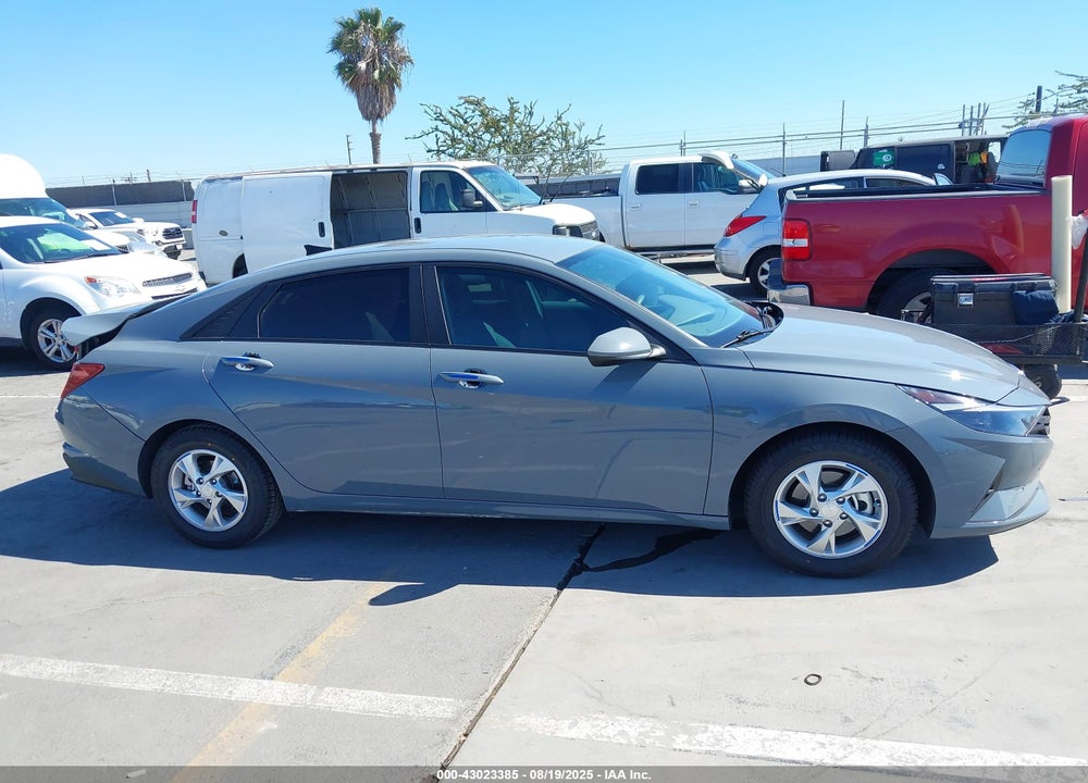 2023 HYUNDAI ELANTRA VIN: KMHLL4AG2PU433583