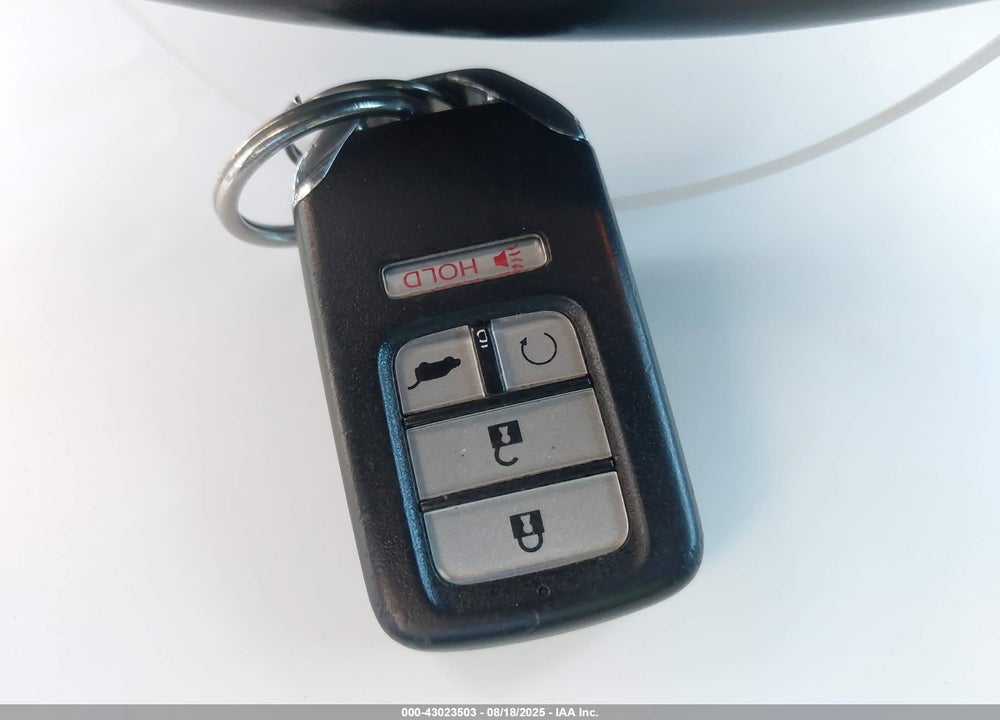 2021 HONDA PILOT VIN: 5FNYF5H27MB045707