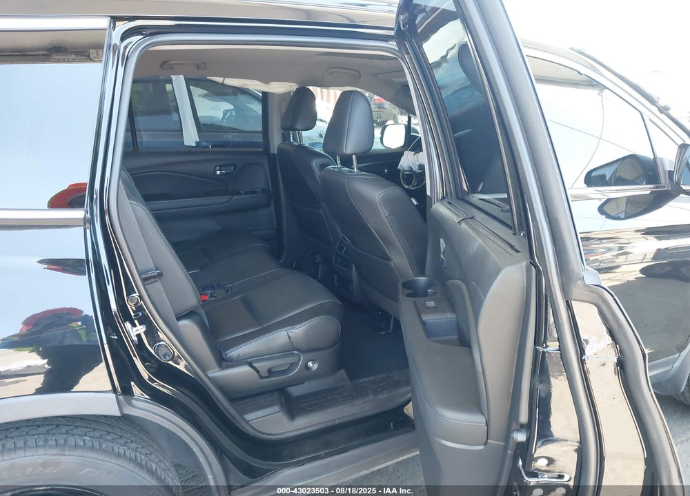 2021 HONDA PILOT VIN: 5FNYF5H27MB045707