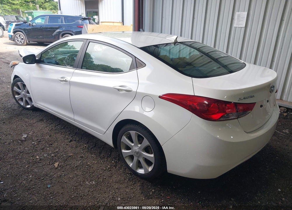 2013 HYUNDAI ELANTRA VIN: 5NPDH4AE9DH446068