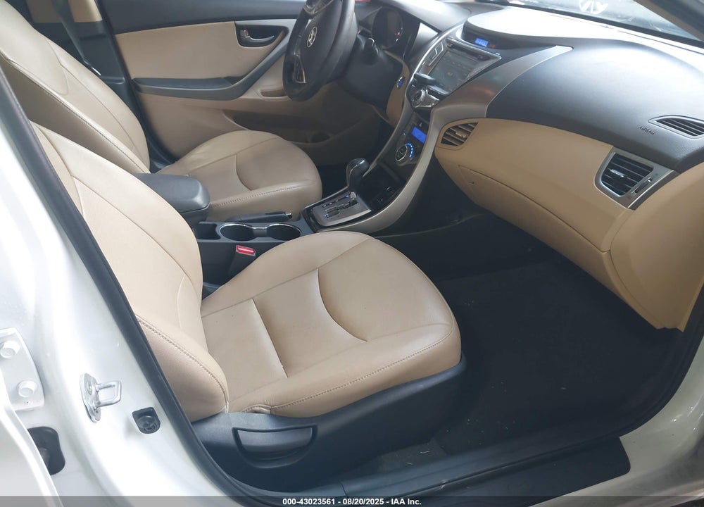 2013 HYUNDAI ELANTRA VIN: 5NPDH4AE9DH446068