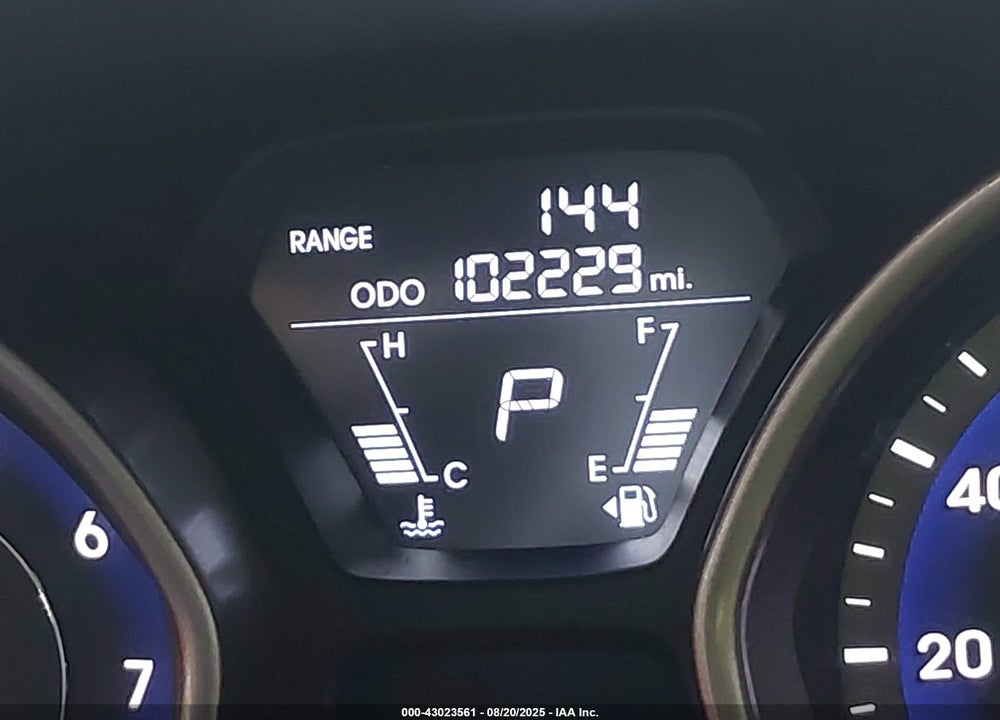 2013 HYUNDAI ELANTRA VIN: 5NPDH4AE9DH446068