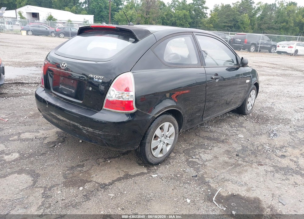 2010 HYUNDAI ACCENT VIN: KMHCM3AC5AU163874