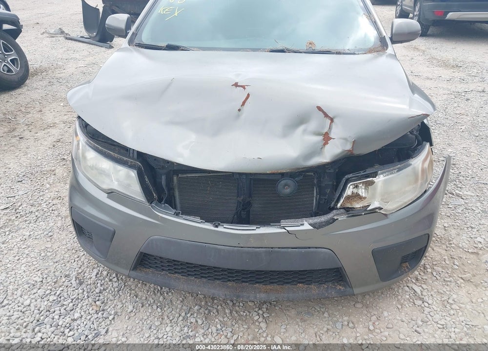 2011 KIA FORTE KOUP EX VIN: KNAFU6A21B5390854