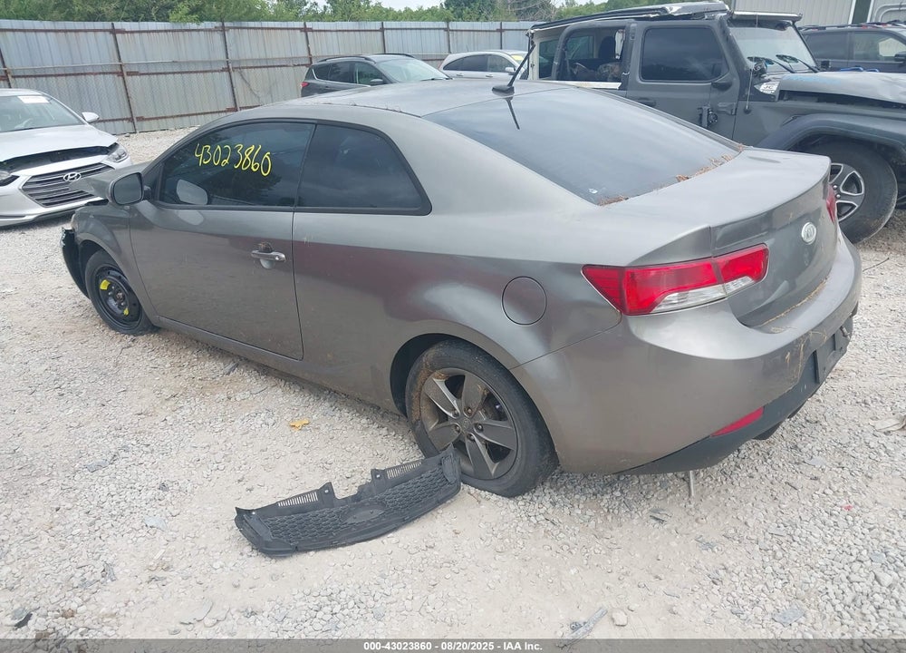 2011 KIA FORTE KOUP EX VIN: KNAFU6A21B5390854