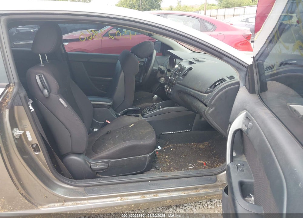 2011 KIA FORTE KOUP EX VIN: KNAFU6A21B5390854