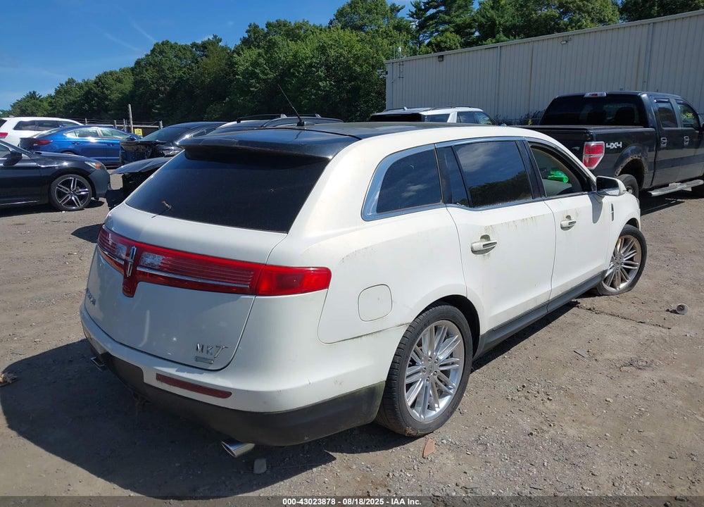 2013 LINCOLN MKT ECOBOOST VIN: 2LMHJ5ATXDBL53260