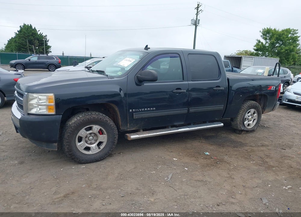 2009 CHEVROLET SILVERADO 1500 LT VIN: 3GCEK23M49G272537
