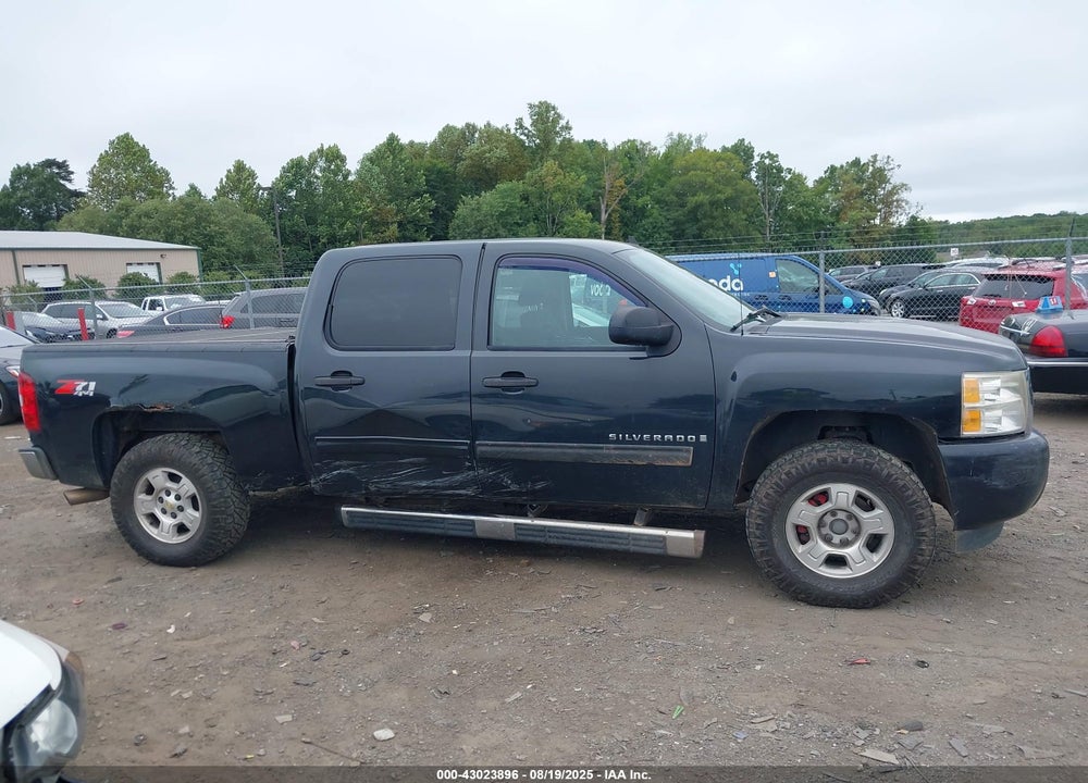 2009 CHEVROLET SILVERADO 1500 LT VIN: 3GCEK23M49G272537
