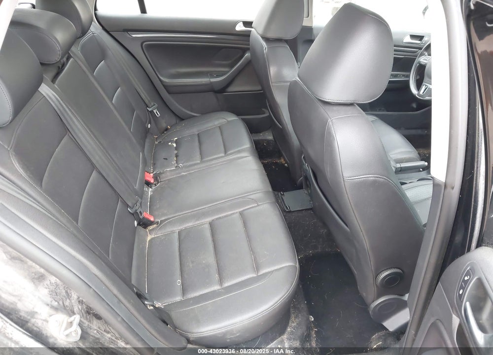 2012 VOLKSWAGEN JETTA SPORTWAGEN 2.0L TDI VIN: 3VWPL7AJ4CM710703
