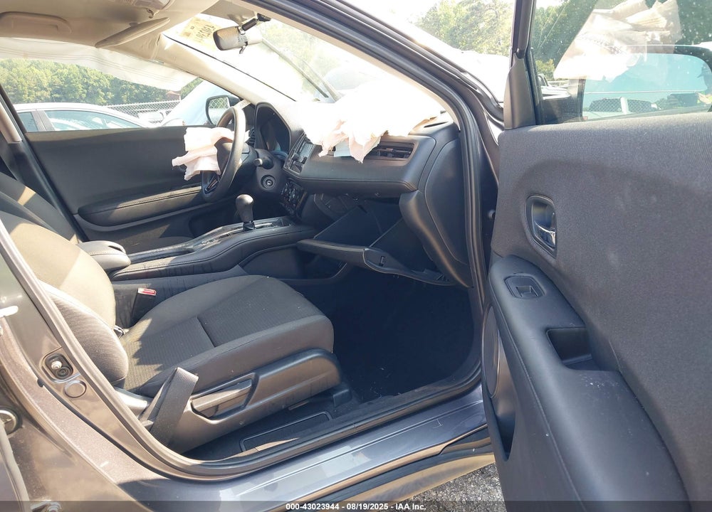 2020 HONDA HR-V VIN: 3CZRU6H30LM725011