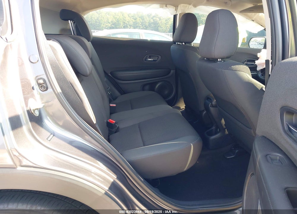 2020 HONDA HR-V VIN: 3CZRU6H30LM725011