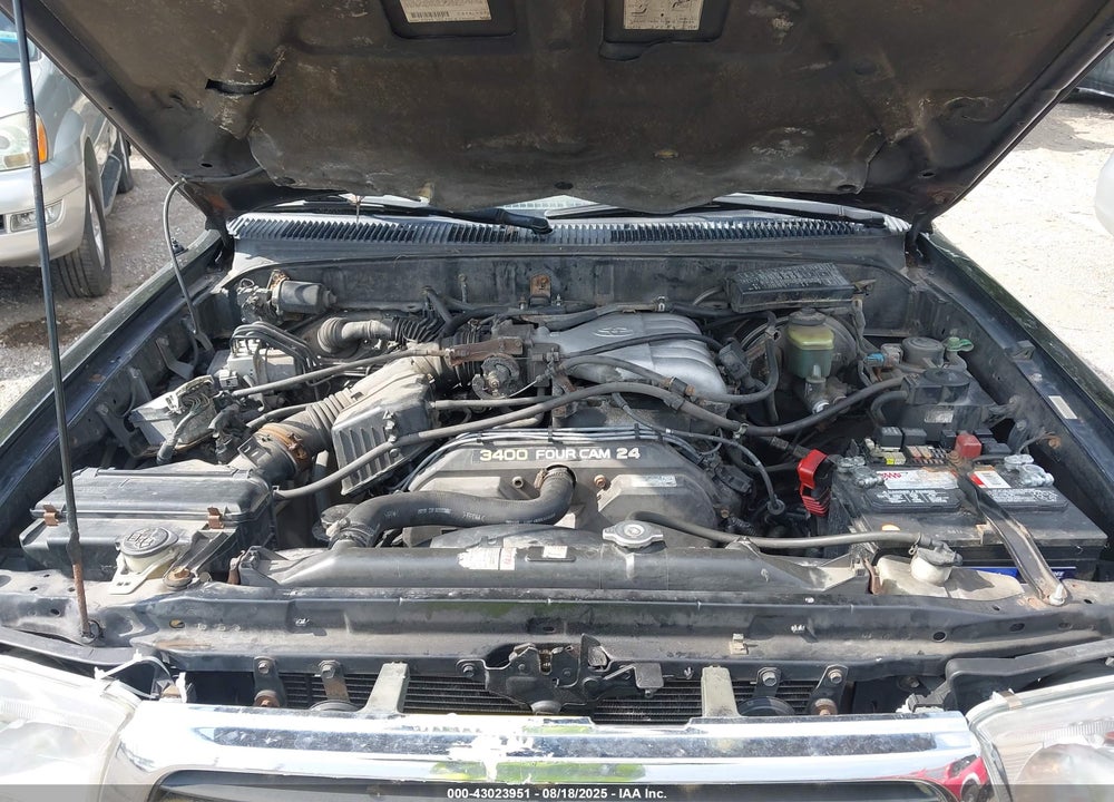 2000 TOYOTA 4RUNNER SR5 V6 VIN: JT3HN86R4Y0266324